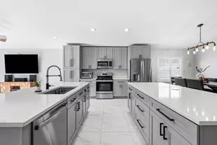 5230 Canoe Bend Dr, Lake Worth, FL 33463 - Photo 6