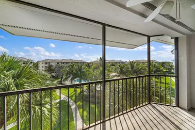 243 Bay Colony Drive N, Juno Beach, FL 33408 - Photo 20