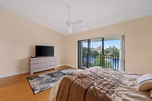 240 Captains Walk, Delray Beach, FL 33483 - Photo 10