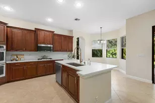 10293 Medicis Pl, Wellington, FL 33449 - Photo 6