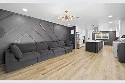 208 NW 91st Avenue, Coral Springs, FL 33071 - Photo 8