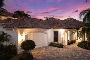 2570 Players Ct, Wellington, FL 33414 - Photo 2