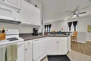 367 SE Rogers Ct, Stuart, FL 34994 - Photo 10