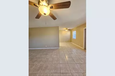114 Norwich E, West Palm Beach, FL 33417 - Photo 14