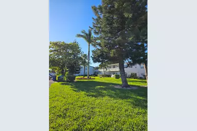 114 Norwich E, West Palm Beach, FL 33417 - Photo 22