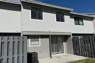 1403 Wharf Ln, Greenacres, FL 33463 - Photo 32