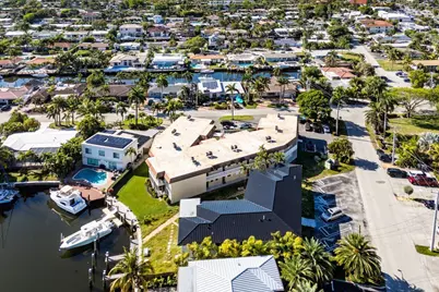 2201 SE 9th Street #107, Pompano Beach, FL 33062 - Photo 30