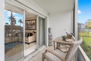 2201 SE 9th St, Pompano Beach, FL 33062 - Photo 20