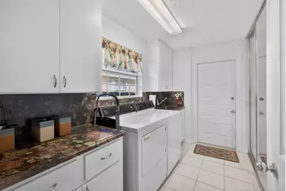 4153 Royal Oak Drive, Palm Beach Gardens, FL 33410 - Photo 6