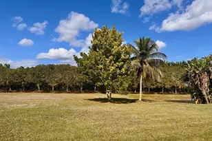 3620 Miramontes Cir, Wellington, FL 33414 - Photo 16