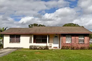 2904 Kingsley Dr, Fort Pierce, FL 34946 - Photo 1