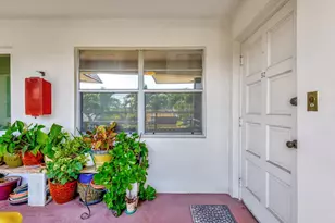 52 Plymouth F, West Palm Beach, FL 33417 - Photo 2