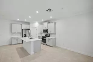 14198 SW Harker St, Port Saint Lucie, FL 34987 - Photo 12