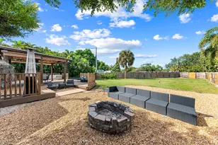 6567 Cindi Ln, Greenacres, FL 33467 - Photo 20