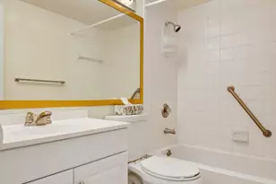 46 Waltham B, West Palm Beach, FL 33417 - Photo 10