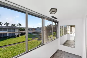 46 Waltham B, West Palm Beach, FL 33417 - Photo 14