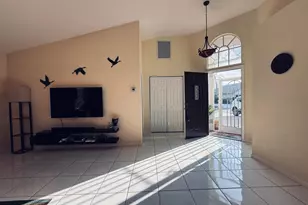 7759 Great Glen Cir, Delray Beach, FL 33446 - Photo 2