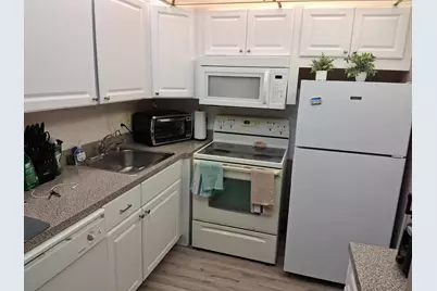 548 Fanshaw N N #548, Boca Raton, FL 33434 - Photo 10