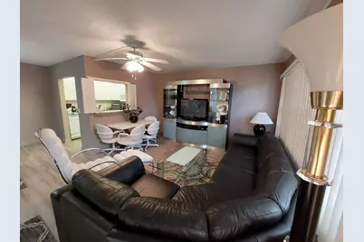 548 Fanshaw N N #548, Boca Raton, FL 33434 - Photo 4