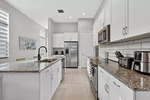 180 SE Via Bisento, Port Saint Lucie, FL 34952 - Photo 8