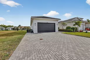 180 SE Via Bisento, Port Saint Lucie, FL 34952 - Photo 44