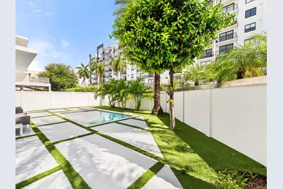 8405 NW 34th Street, Doral, FL 33122 - Photo 18