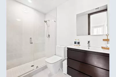 8405 NW 34th Street, Doral, FL 33122 - Photo 26