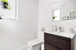 8405 NW 34th St, Doral, FL 33122 - Photo 20