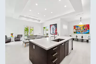 8405 NW 34th Street, Doral, FL 33122 - Photo 10