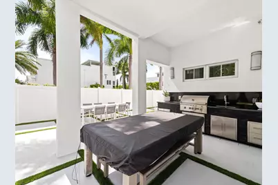 8405 NW 34th Street, Doral, FL 33122 - Photo 16