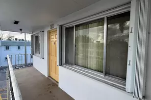 2840 Cynthia Ln, Lake Worth Beach, FL 33461 - Photo 4