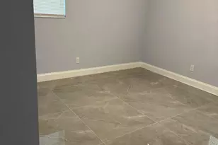 5665 Daphne Dr, West Palm Beach, FL 33415 - Photo 8