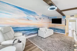 2020 Lake Osborne Dr, Lake Worth Beach, FL 33461 - Photo 12