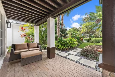 10425 SE Slash Pine Court, Hobe Sound, FL 33455 - Photo 4