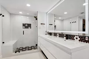 5380 N Ocean Dr, Singer Island, FL 33404 - Photo 16