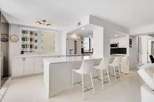 5380 N Ocean Dr, Singer Island, FL 33404 - Photo 10