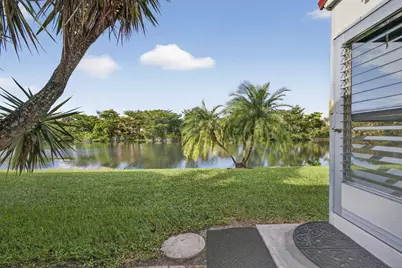 135 Lake Anne Drive, West Palm Beach, FL 33411 - Photo 28