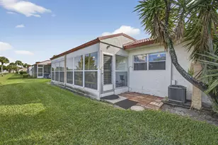 135 Lake Anne Dr, West Palm Beach, FL 33411 - Photo 30