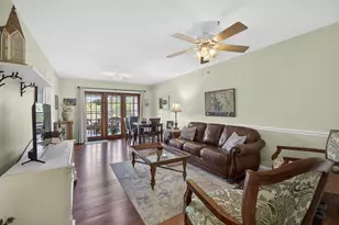 135 Lake Anne Dr, West Palm Beach, FL 33411 - Photo 10