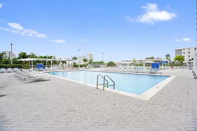 18051 Biscayne Boulevard #1504, Aventura, FL 33160 - Photo 44