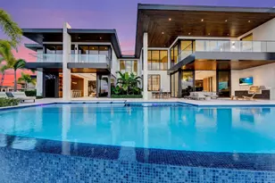 829 Orchid Dr, Boca Raton, FL 33432 - Photo 2