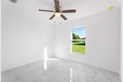 884 SW Thrift Avenue, Port Saint Lucie, FL 34953 - Photo 16