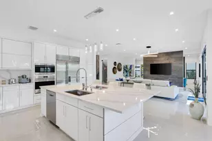 17052 Rainbow Fls Trl, Boca Raton, FL 33496 - Photo 26