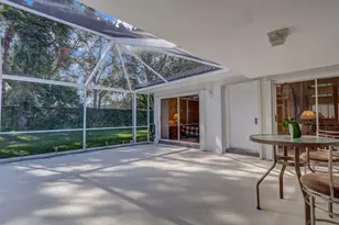 9503 Chapman Oak Ct, Palm Beach Gardens, FL 33410 - Photo 6