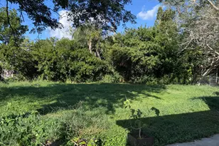 151 SE Castana Ct, Port Saint Lucie, FL 34983 - Photo 14