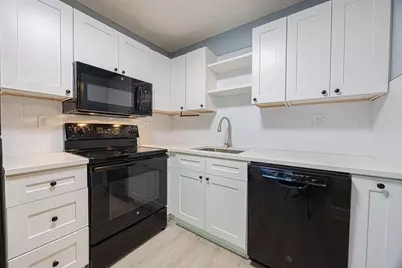 9440 SW 8th Street #417, Boca Raton, FL 33428 - Photo 2