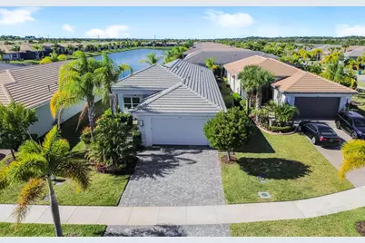 11739 SW Waterford Isle Way, Port Saint Lucie, FL 34987 - Photo 2