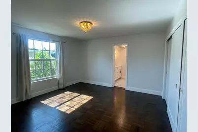 360 Alhambra Place, West Palm Beach, FL 33405 - Photo 10