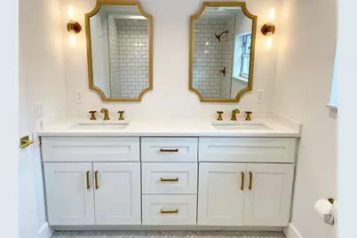 360 Alhambra Place, West Palm Beach, FL 33405 - Photo 14