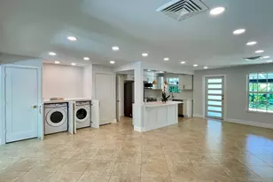 360 Alhambra Pl, West Palm Beach, FL 33405 - Photo 22